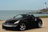 black_nissan_370z.jpg