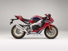 2017-Honda-CBR1000RR-SP-Fireblade-31.jpg