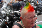 nyc_pride_rainbow_dyke02.jpg