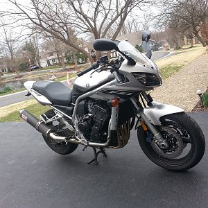 My 05 FZ1